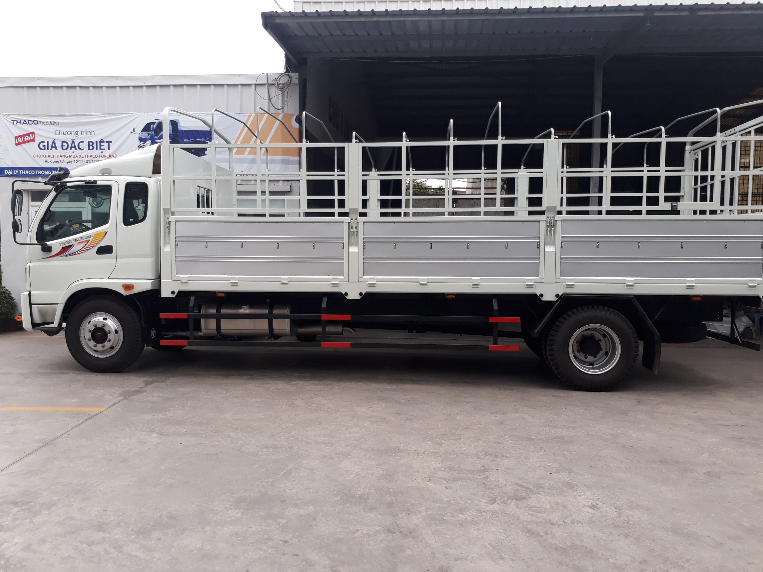 Bán xe tải Kia k165 2 tấn 3  chở hàng sài gòn  giá tốt nhất hcm  Nguyễn  Nhật Huy  MBN204486  0939044589